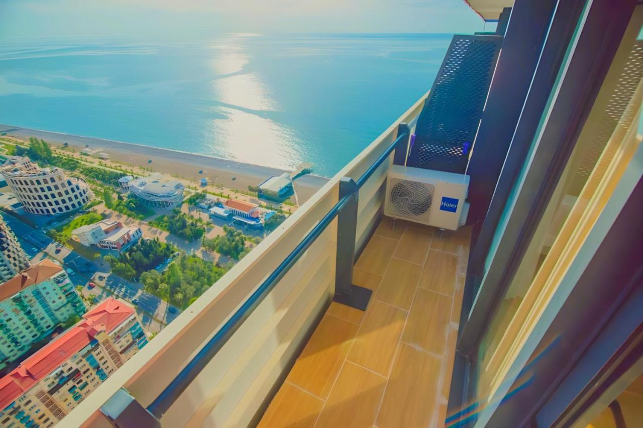 Orbi Sea View Aparthotel Batumi Exterior foto